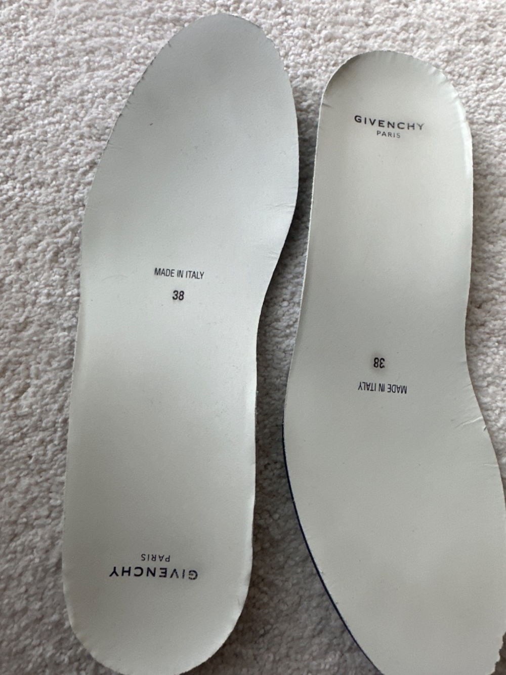 GIVENCHYY Trainers - Picture 6 of 7
